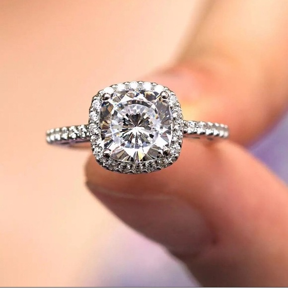 Solitaire Simulated Diamond With Halo Size 6 - Picture 2 of 5